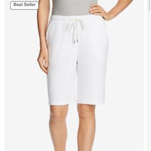 White knit woman within shorts drawstring